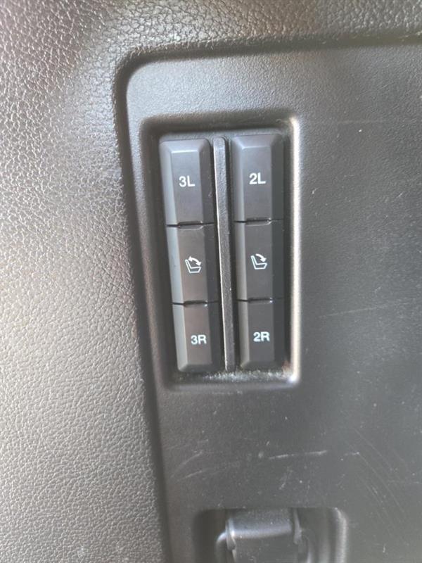 2020 Ford Expedition - Image 16