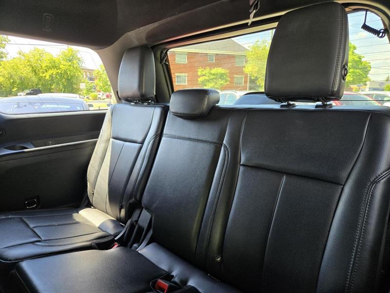 2020 Ford Expedition - Image 18