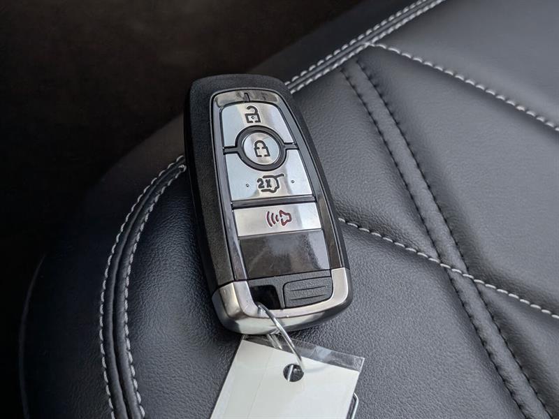 ford Mustang Mach-E 2024 - 24