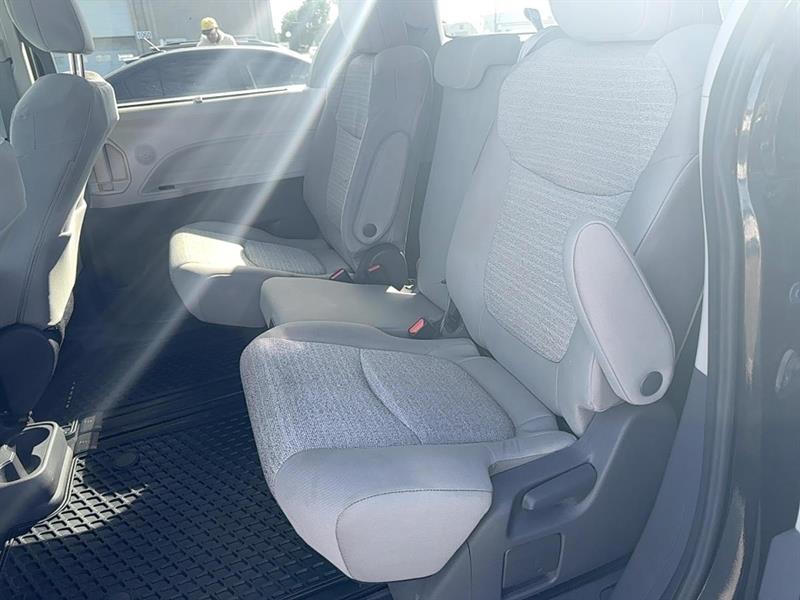 toyota Sienna 2021 - 12