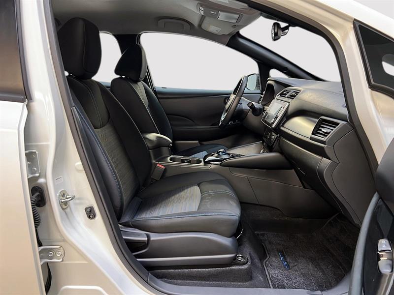 nissan LEAF 2023 - 8