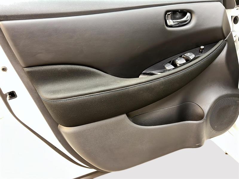 nissan LEAF 2023 - 23