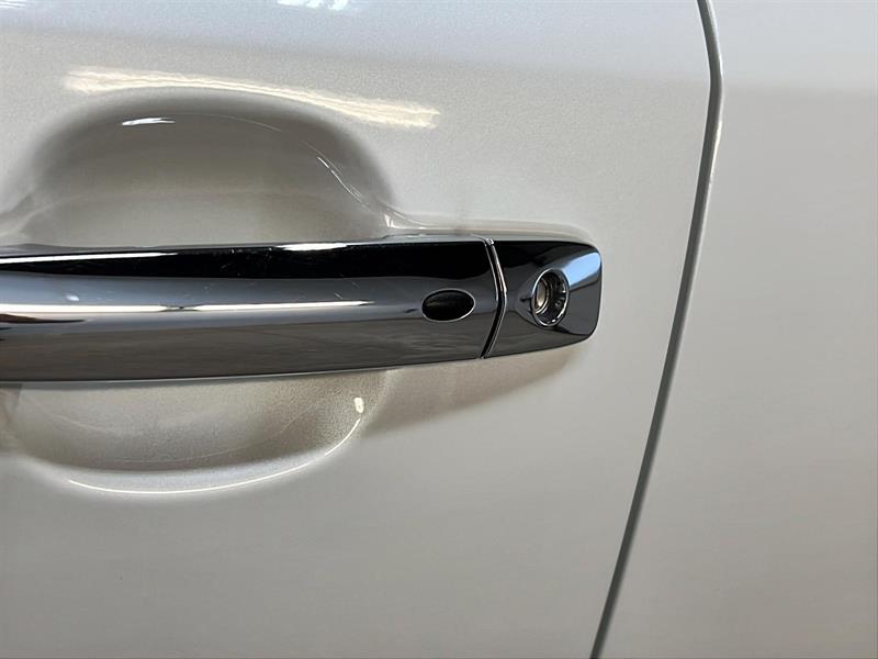 nissan LEAF 2023 - 25