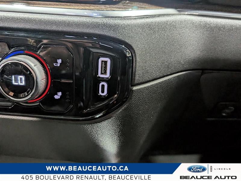 chevrolet Silverado 2024 - 31