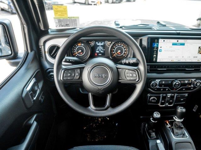 jeep Wrangler 2025 - 11