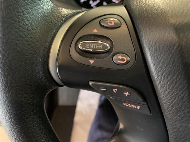 nissan Pathfinder 2015 - 18