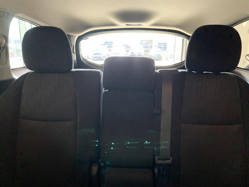 nissan Pathfinder 2015 - 23