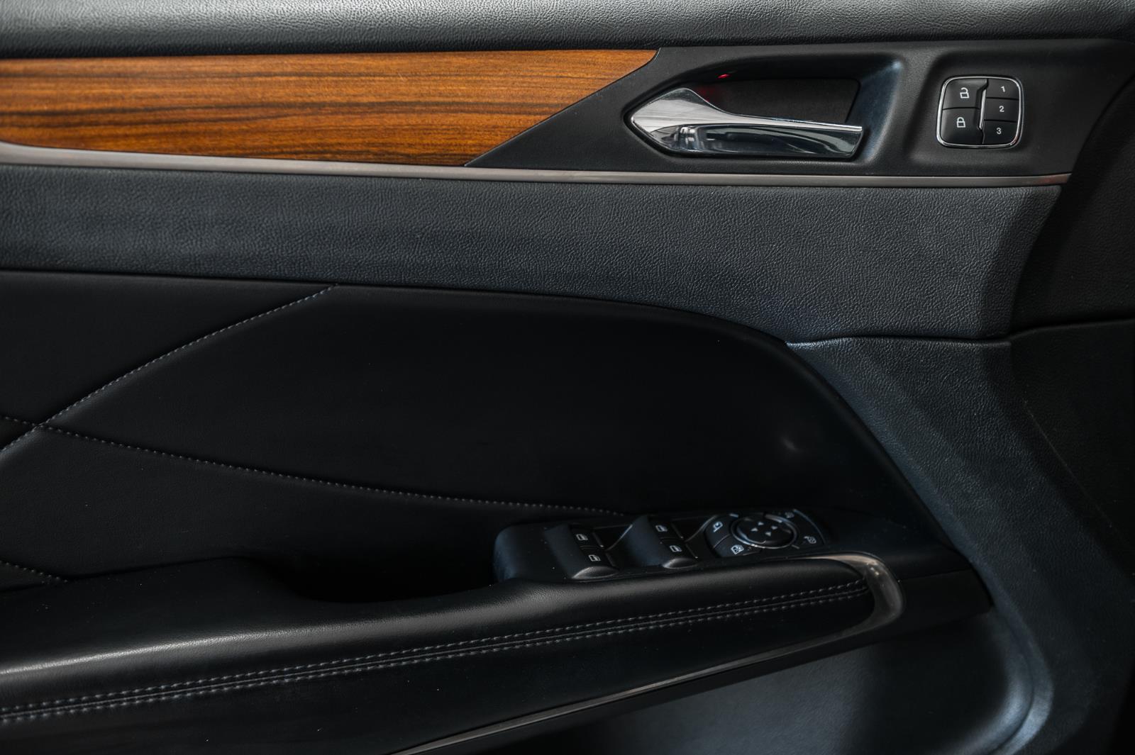 lincoln MKC 2017 - 22