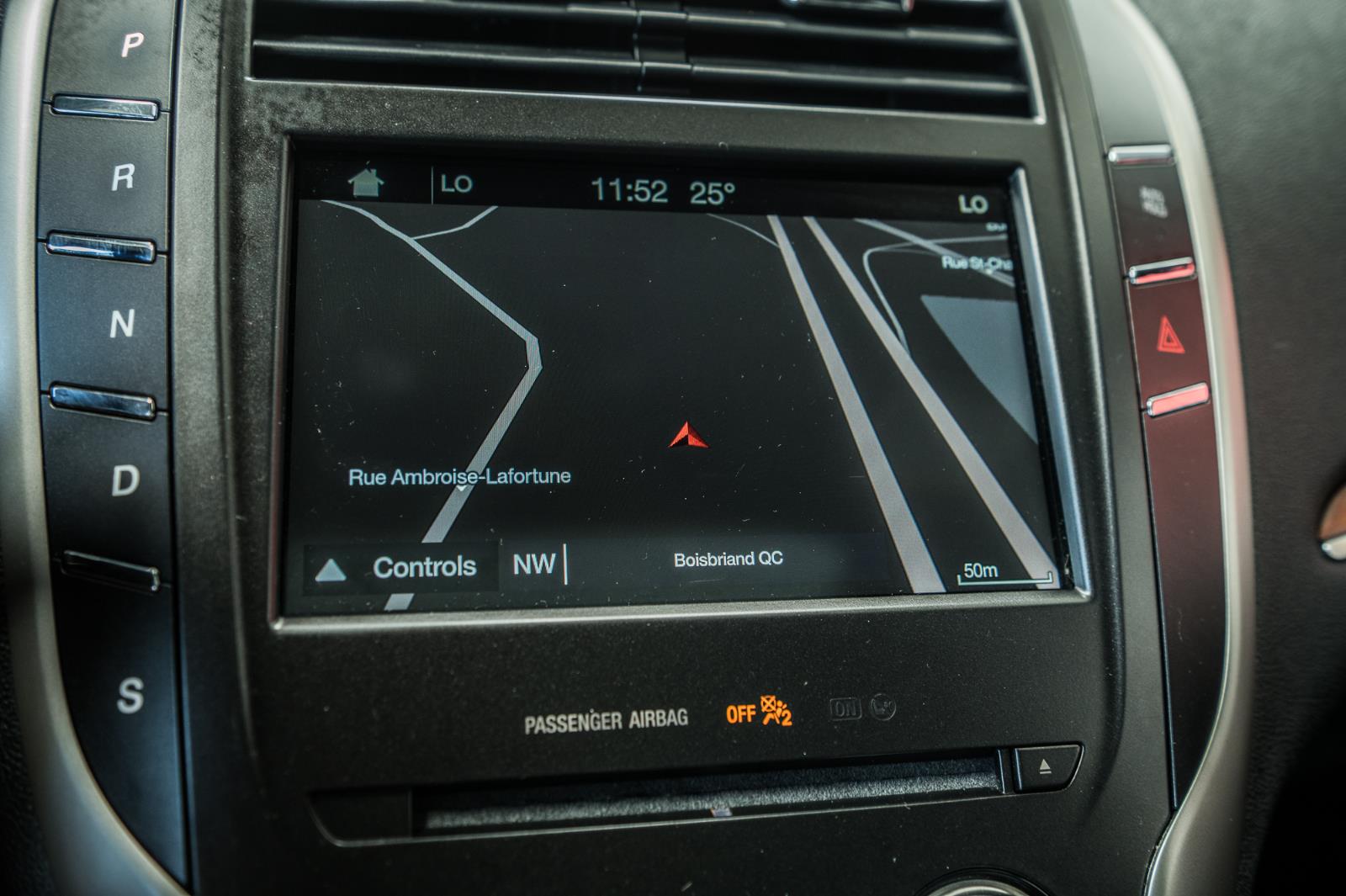 lincoln MKC 2017 - 30