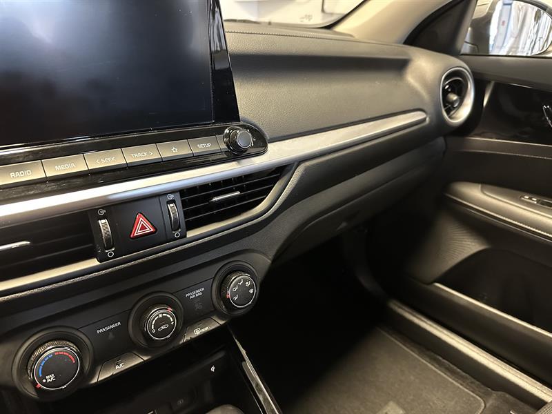 kia Forte 2022 - 4