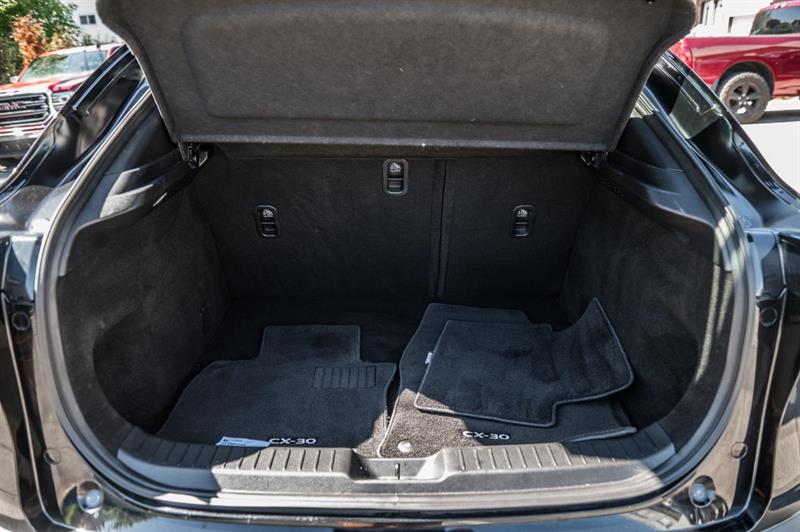 mazda CX-30 2023 - 11