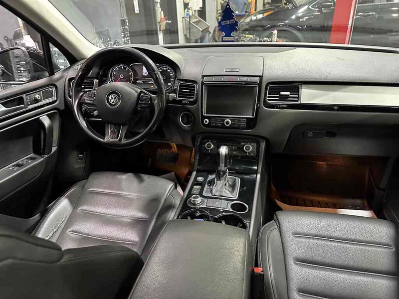 volkswagen Touareg 2017 - 10