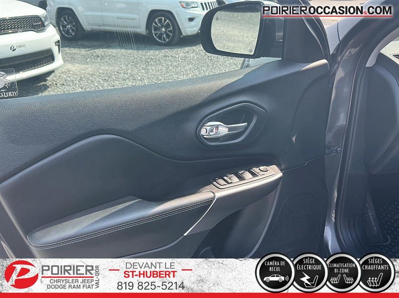 jeep Cherokee 2019 - 16