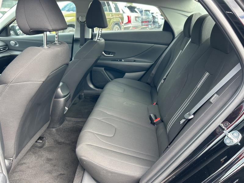 hyundai Elantra 2024 - 18