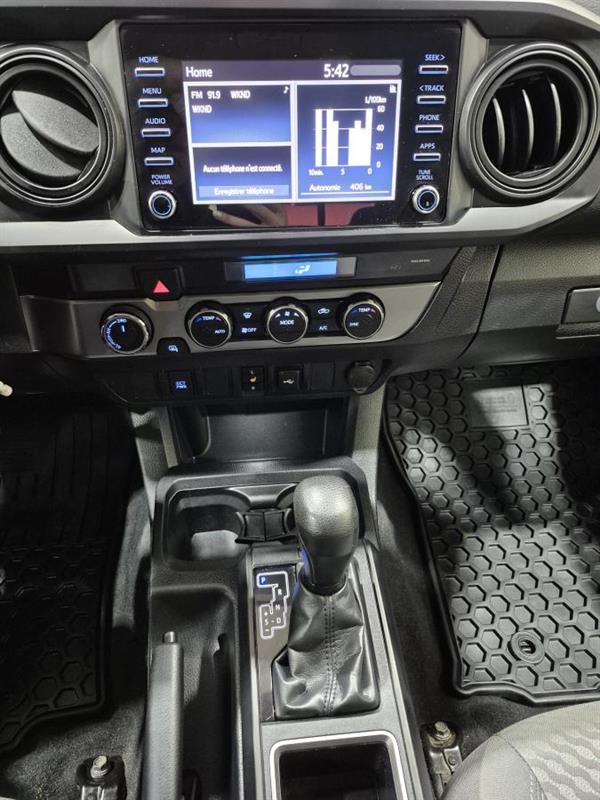 toyota Tacoma 2022 - 17