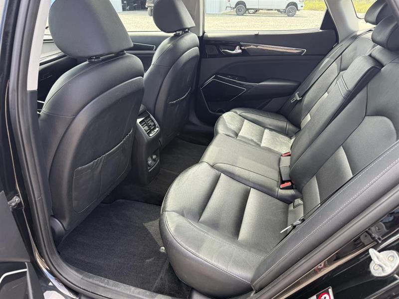 kia Cadenza 2018 - 4