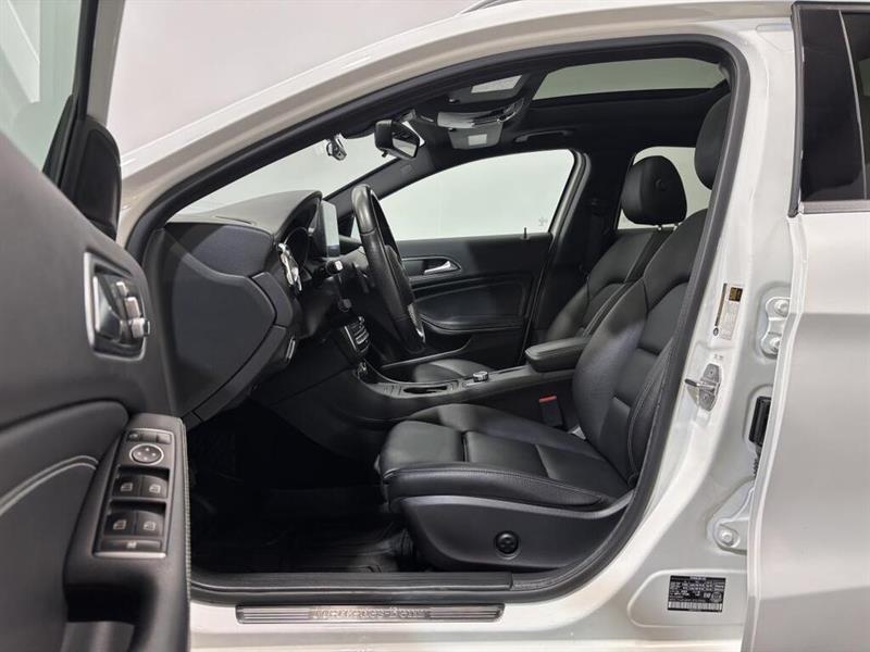 mercedes-benz GLA250 2019 - 7