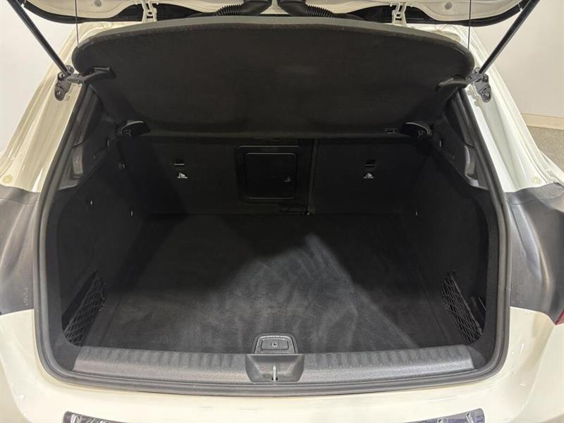 mercedes-benz GLA250 2019 - 17