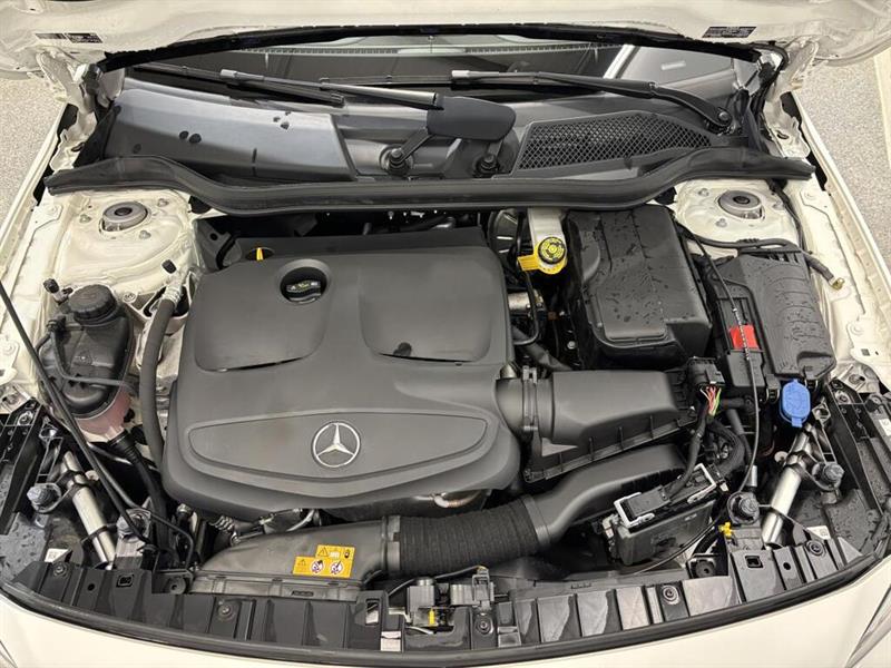 mercedes-benz GLA250 2019 - 18