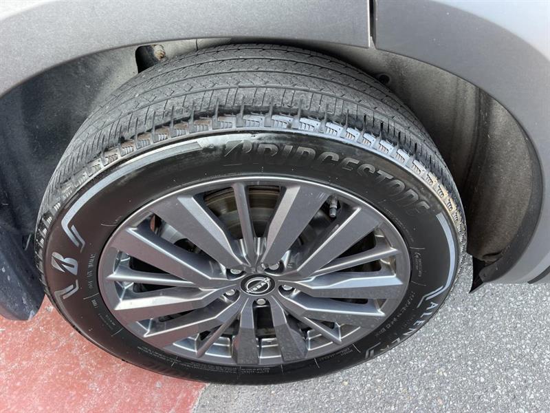 nissan Pathfinder 2022 - 16