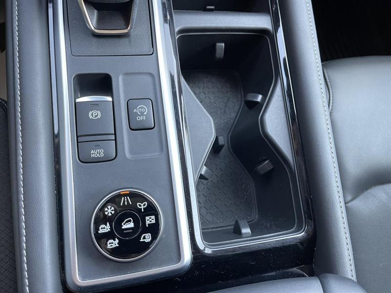 nissan Pathfinder 2022 - 32