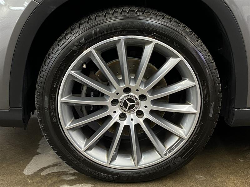 mercedes-benz GLA 2019 - 11