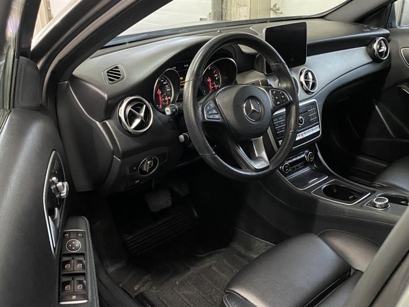 mercedes-benz GLA 2019 - 14