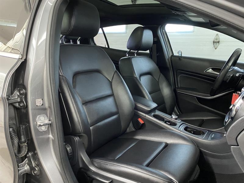 mercedes-benz GLA 2019 - 17