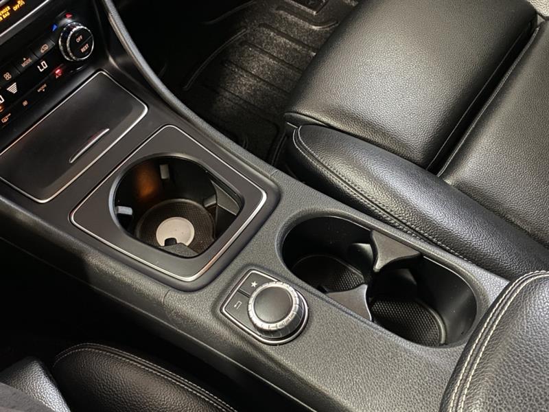 mercedes-benz GLA 2019 - 30