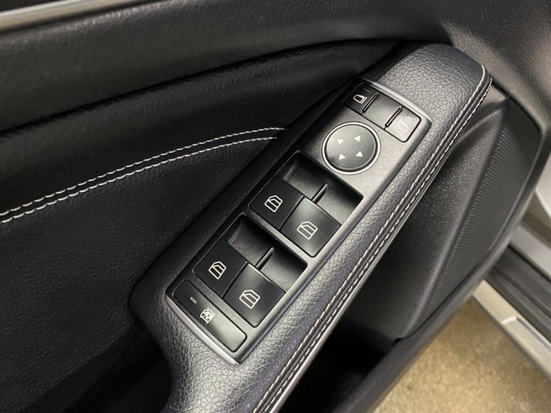 mercedes-benz GLA 2019 - 34