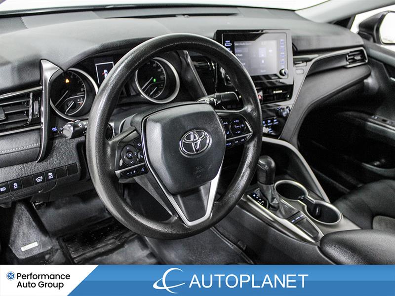 toyota Camry 2022 - 18