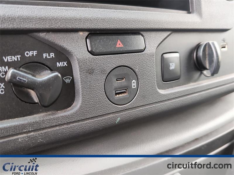 ford E-450 2022 - 9
