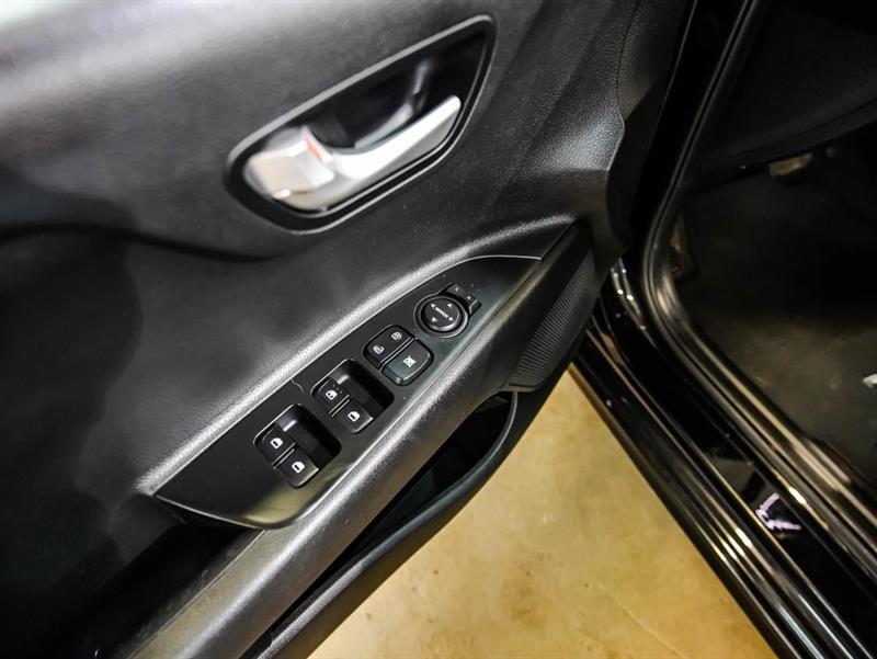 kia Rio5 2023 - 12