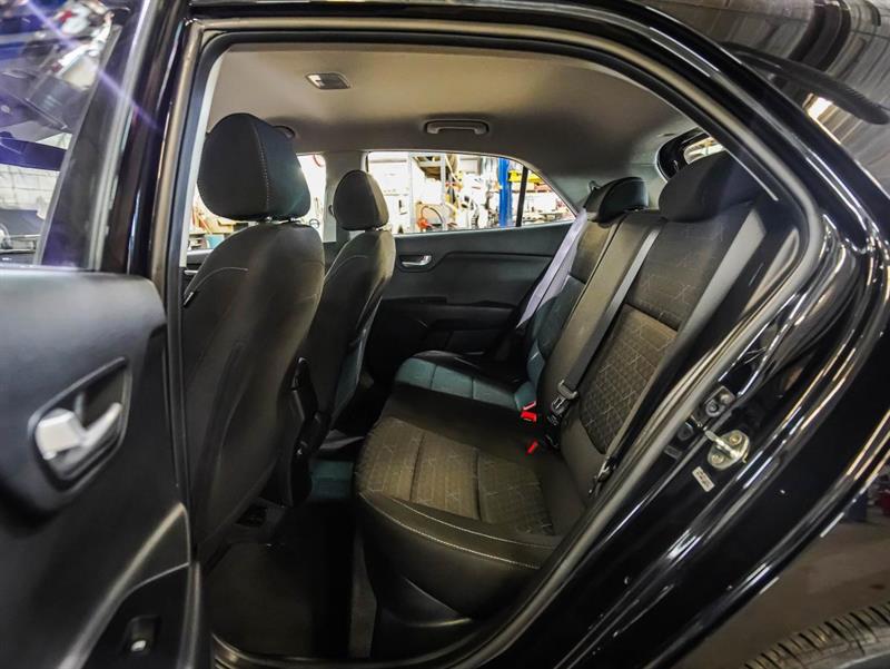 kia Rio5 2023 - 14