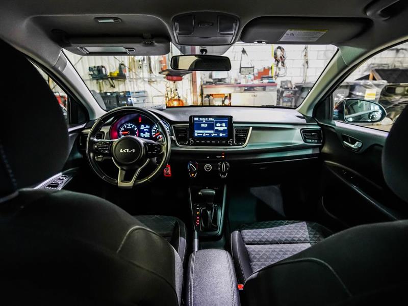 kia Rio5 2023 - 15