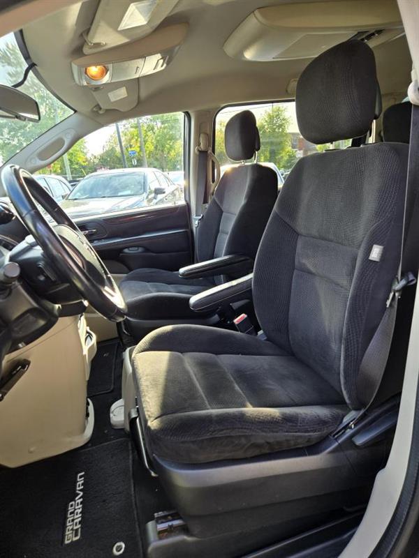dodge Grand Caravan 2014 - 18