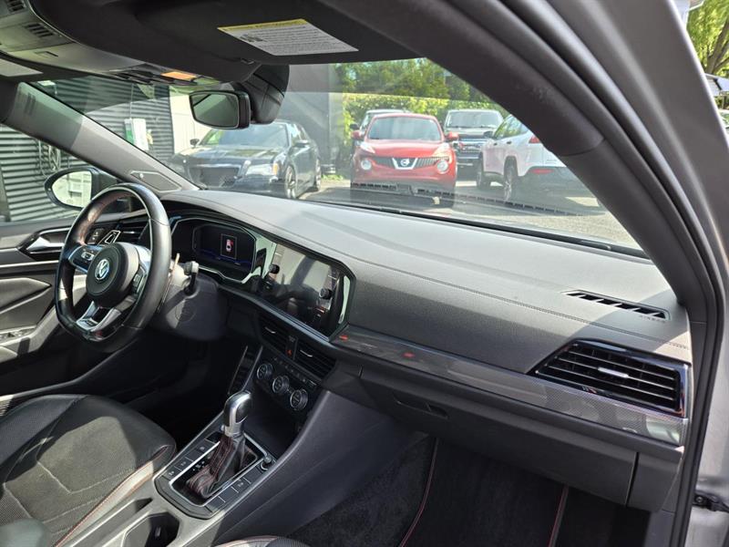 volkswagen Jetta 2019 - 10