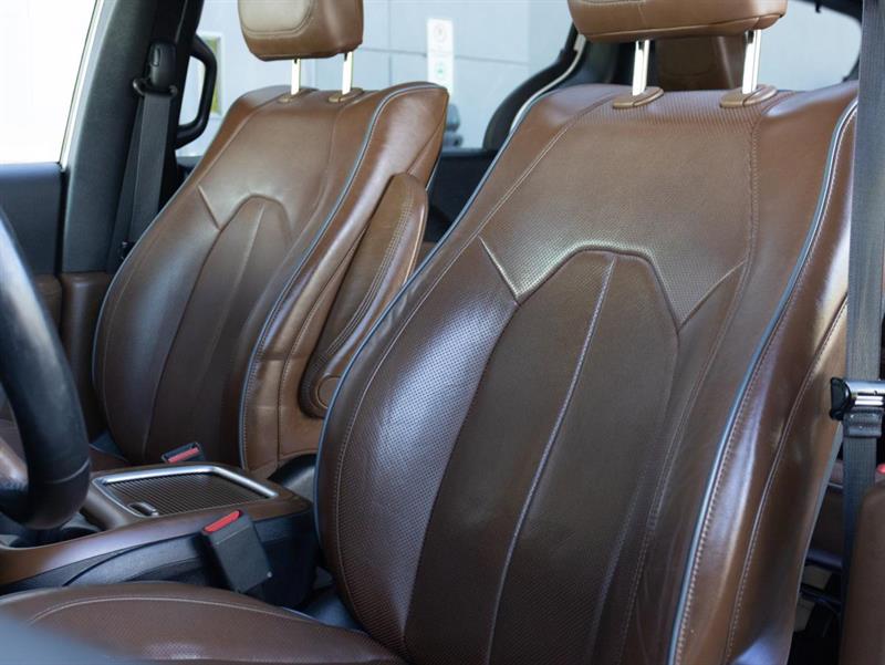 chrysler Pacifica 2017 - 13