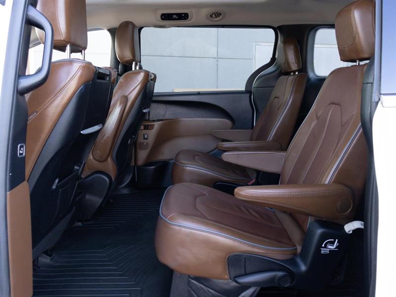 chrysler Pacifica 2017 - 28