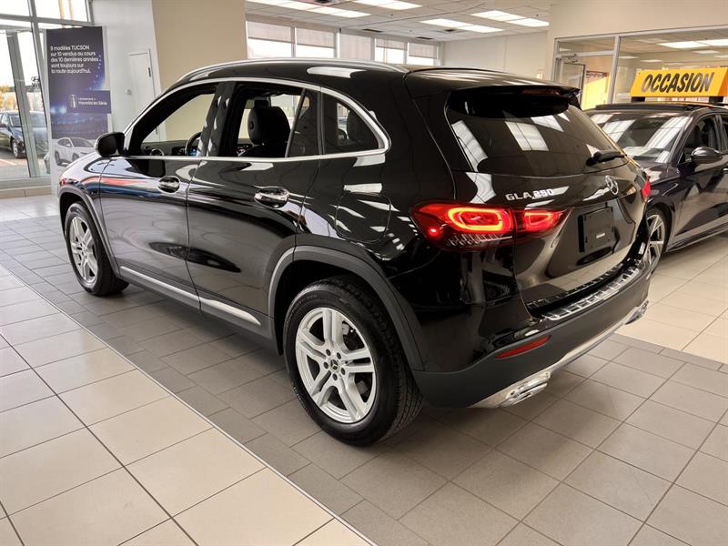 mercedes-benz GLA250 2021 - 5