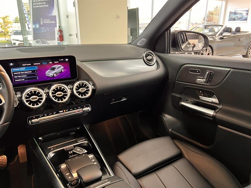 mercedes-benz GLA250 2021 - 14