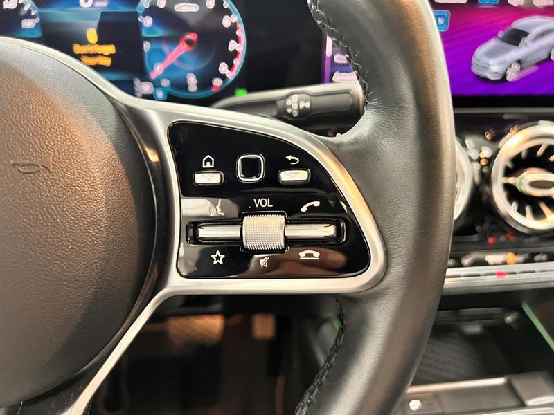 mercedes-benz GLA250 2021 - 27