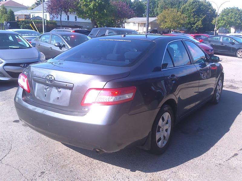 toyota Camry 2010 - 5