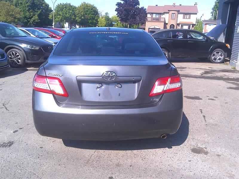 toyota Camry 2010 - 6