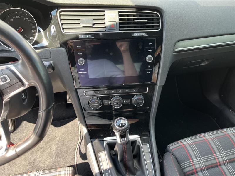 volkswagen Golf GTI 2018 - 11