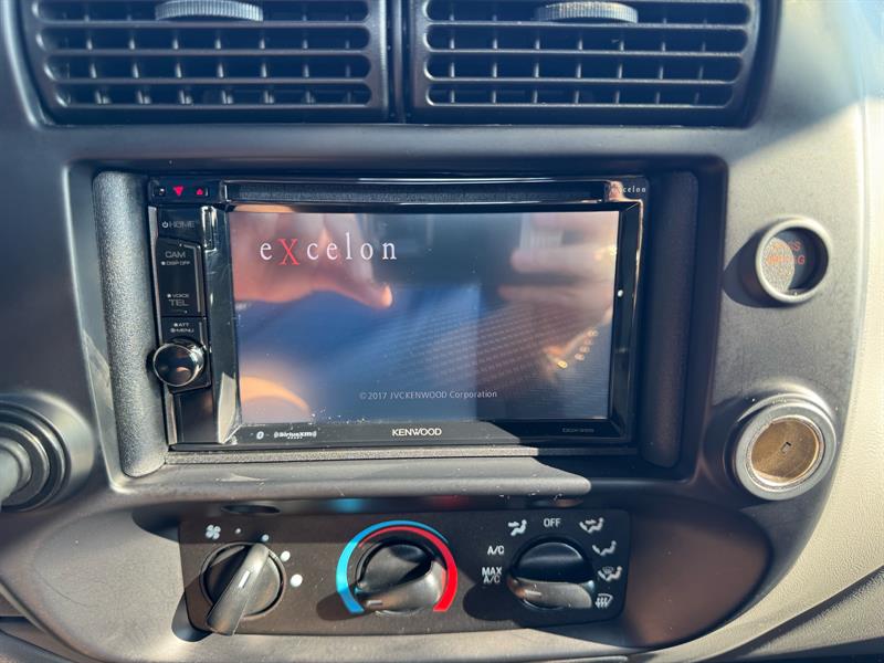 ford Ranger 2010 - 17
