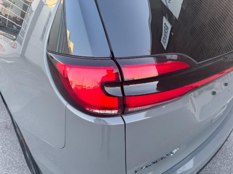 chrysler Pacifica 2022 - 6