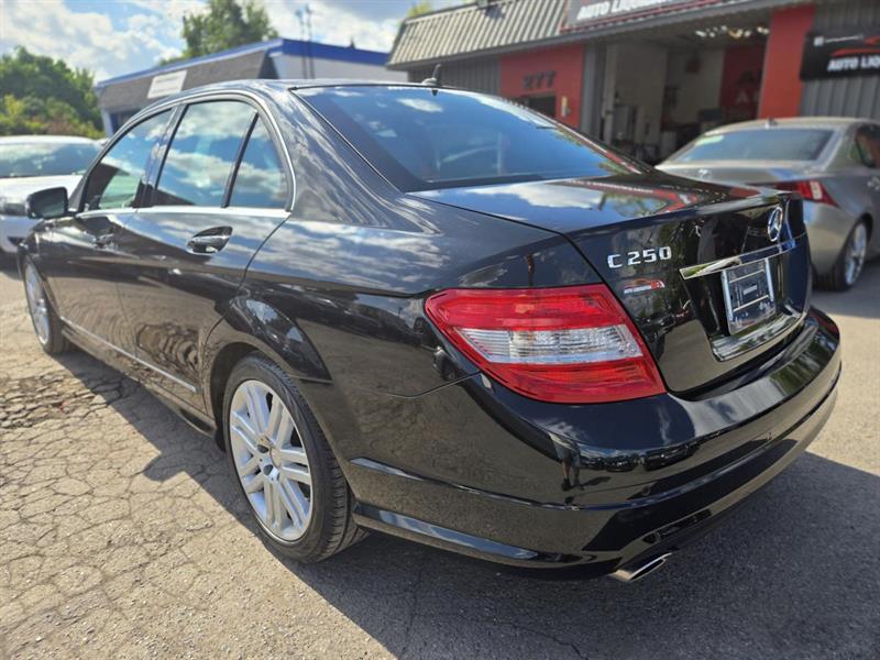 mercedes-benz C-Class 2011 - 5