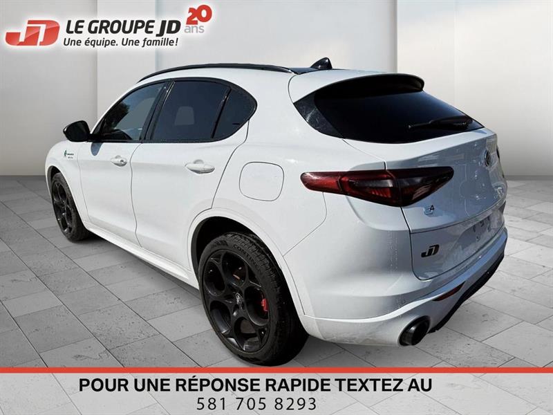 alfa romeo Stelvio 2023 - 4