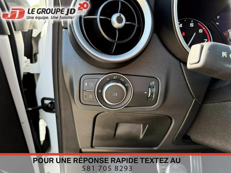 alfa romeo Stelvio 2023 - 5